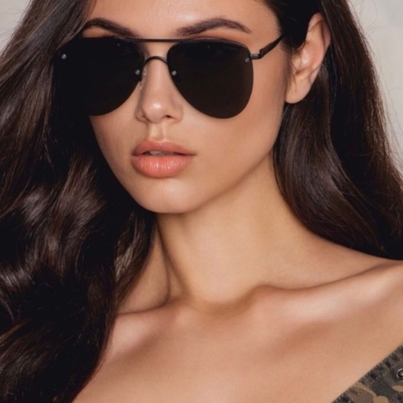 Le Specs \